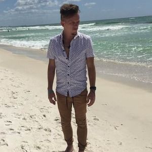 Meet your Posher, Jayah